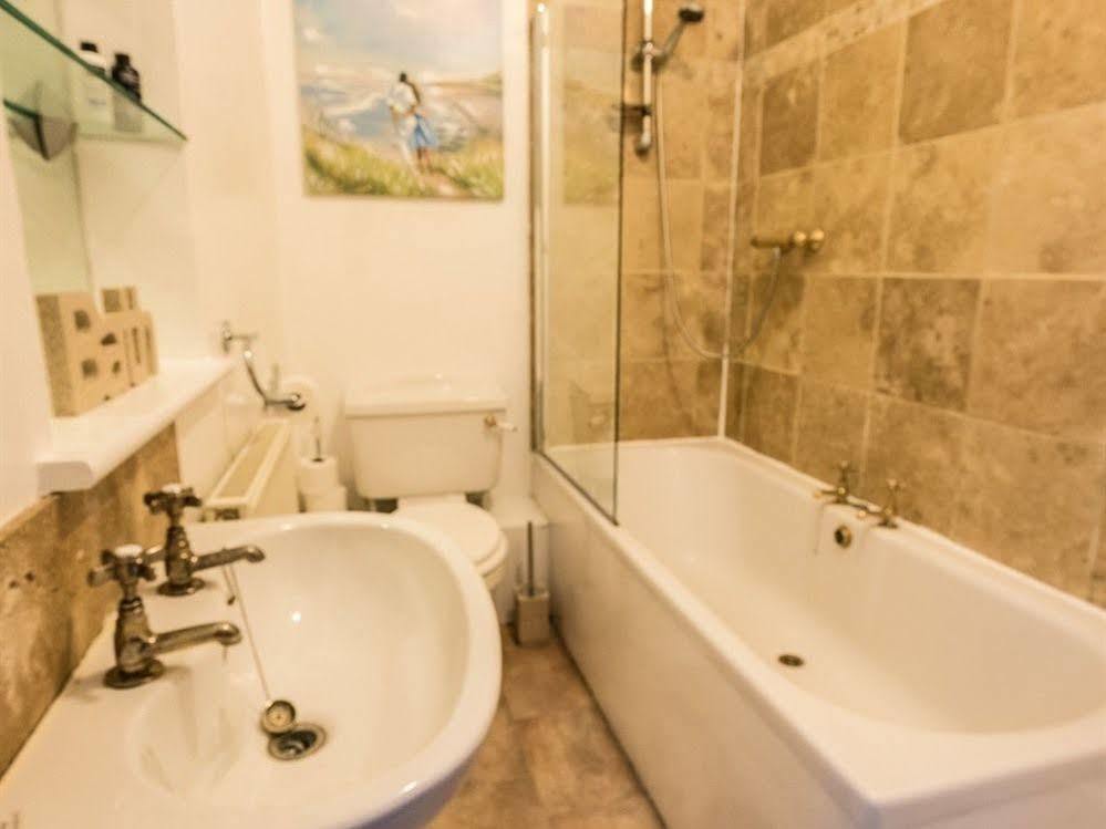 ChristletonNewlyn Houseアパートメント エクステリア 写真